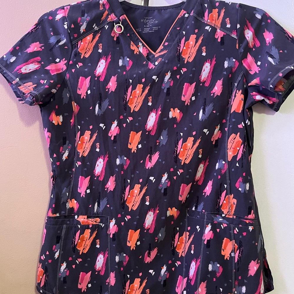 Women's Printed Scrub Top